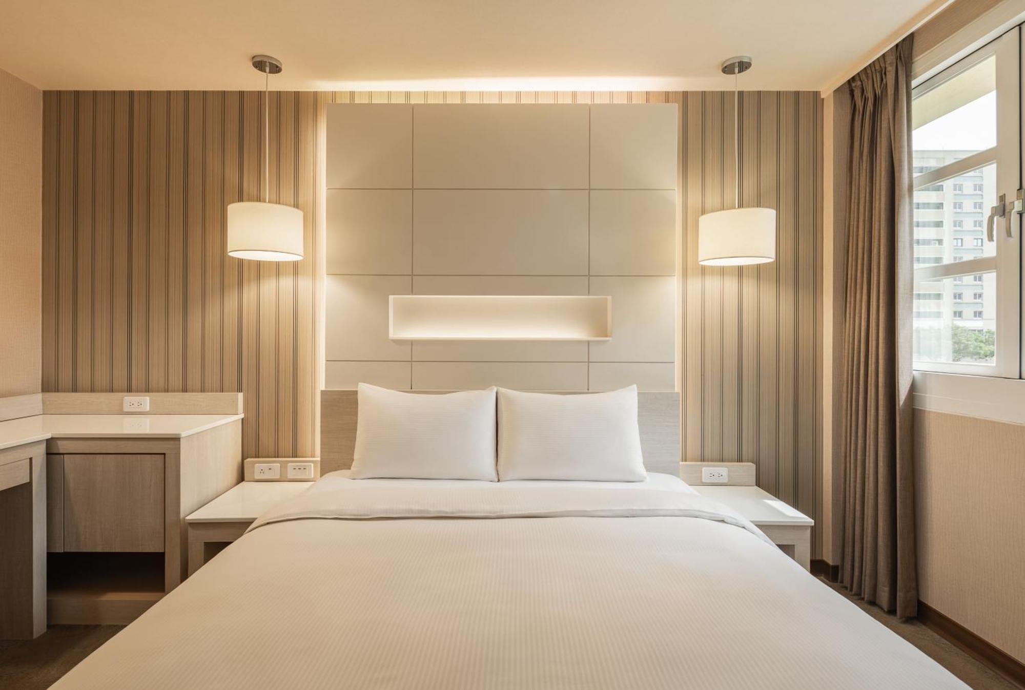 Kindness Hotel - Zhongshan Bade Branch Kaohsiung Zimmer foto