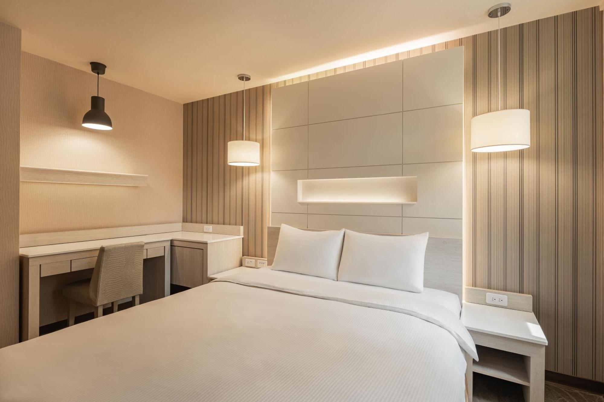Kindness Hotel - Zhongshan Bade Branch Kaohsiung Zimmer foto